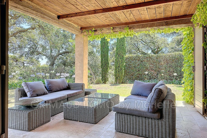 Villa - 185 m² - 6 pièces