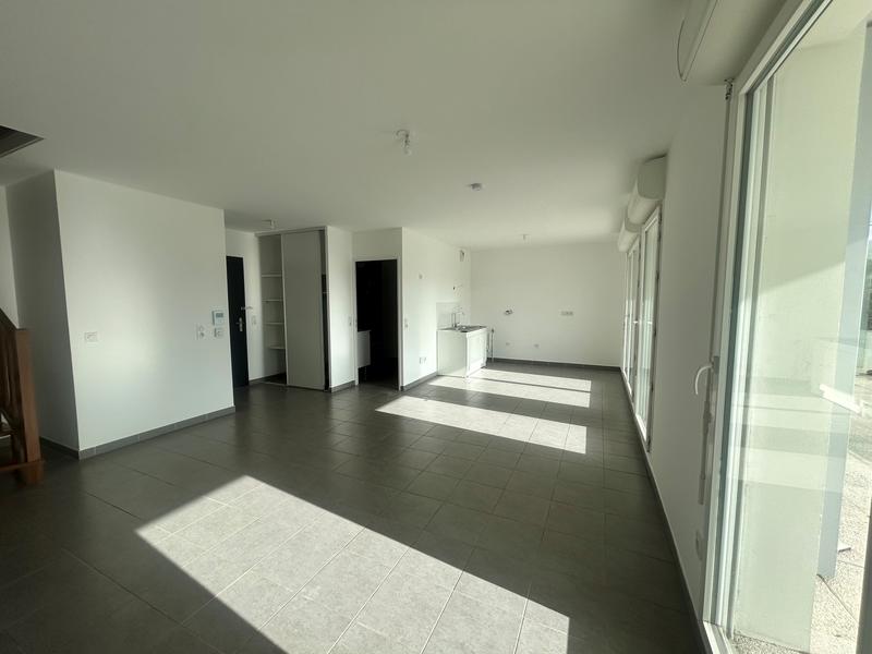 Appartement - 86 m² - 4 pièces