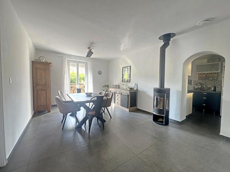 Maison - 107 m² - 5 pièces