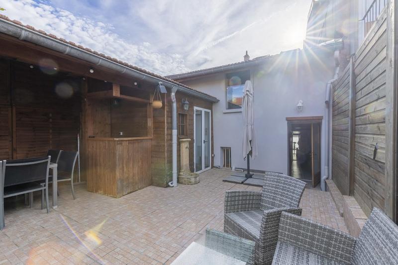 Maison - 170 m² - 5 pièces