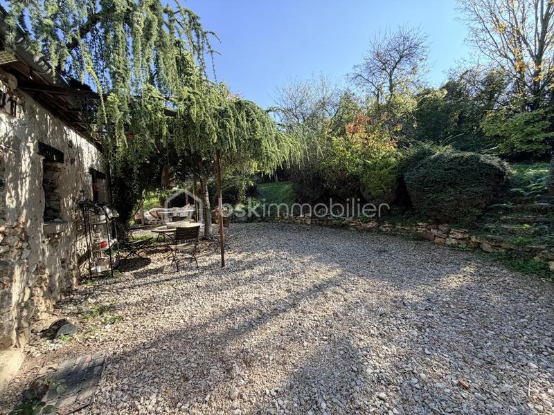 Maison ancienne - 192 m² - 7 pièces