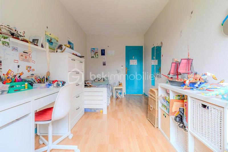 Appartement - 84 m² - 4 pièces