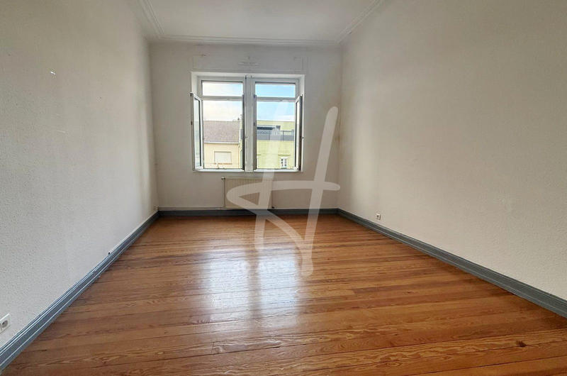 Appartement - 112 m² - 5 pièces