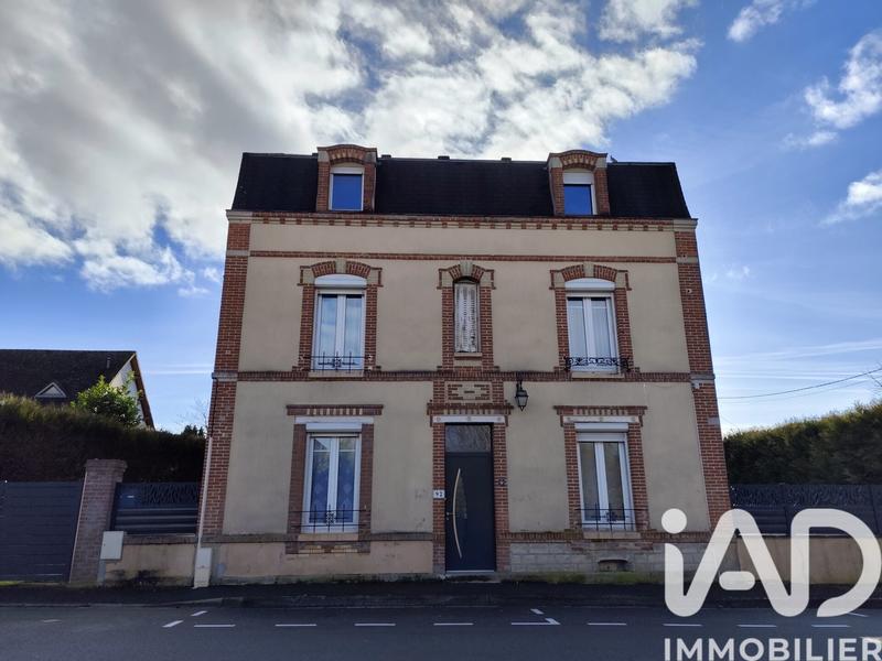 Maison - 284 m² - 12 pièces