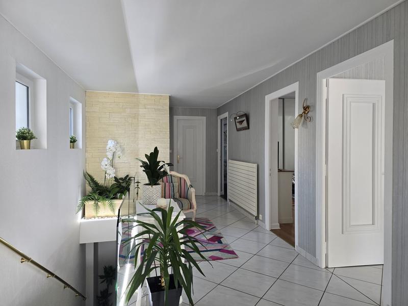 Maison - 140 m² - 4 pièces