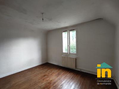 Maison - 94 m² - 4 pièces