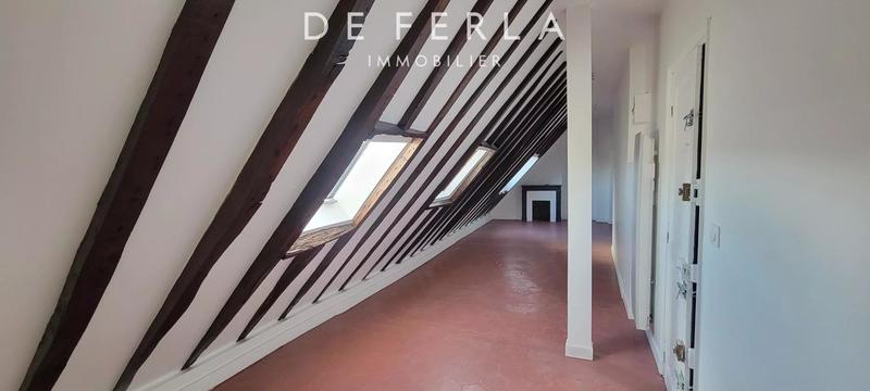 Loft - 25 m² - 1 pièce