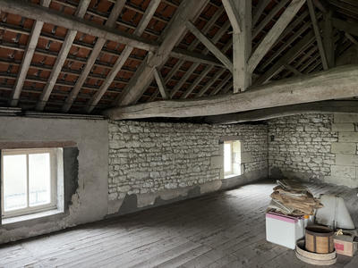 Maison - 90 m² - 3 pièces