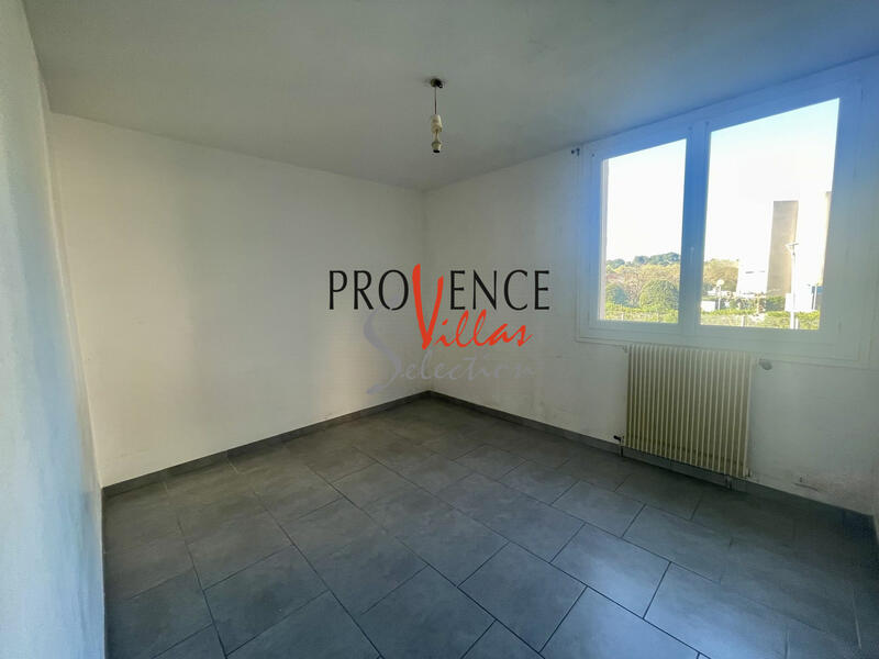 Appartement - 79 m² - 4 pièces