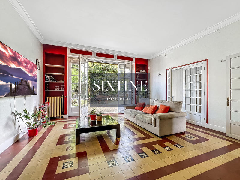 Maison - 170 m² - 6 pièces