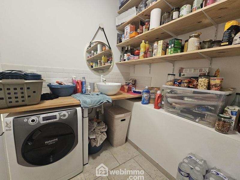 Maison - 309 m² - 8 pièces