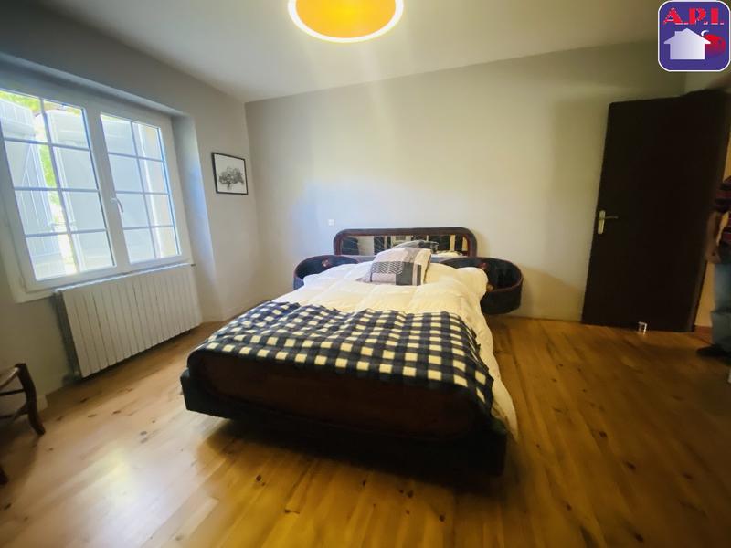 Maison - 183 m² - 6 pièces