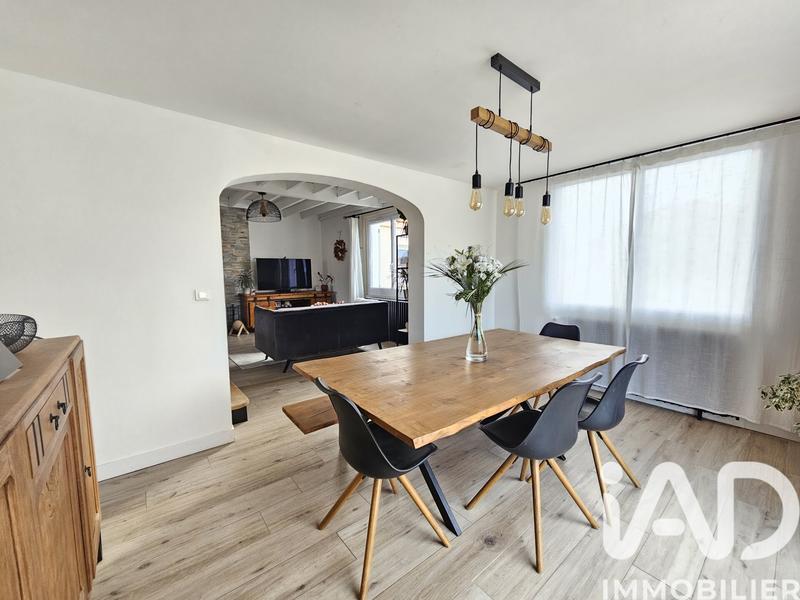 Maison - 107 m² - 5 pièces