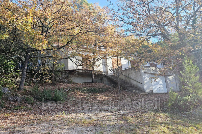 Maison - 94 m² - 6 pièces