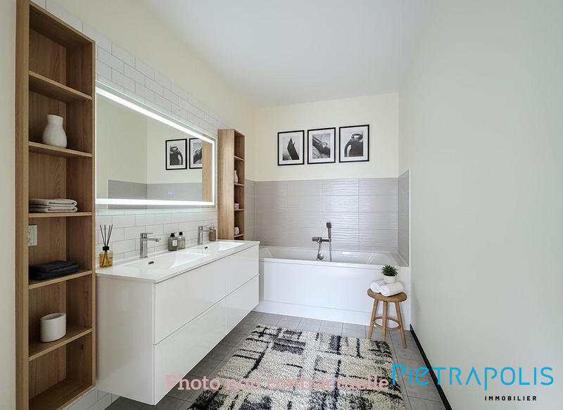 Appartement - 111 m² - 5 pièces