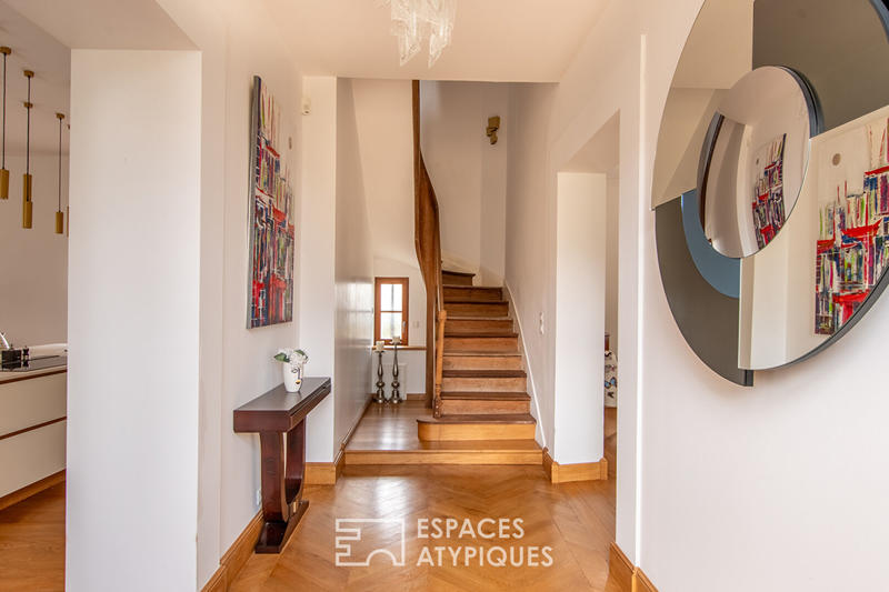 Maison - 370 m² - 10 pièces