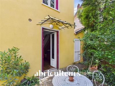 Maison - 123 m² - 6 pièces