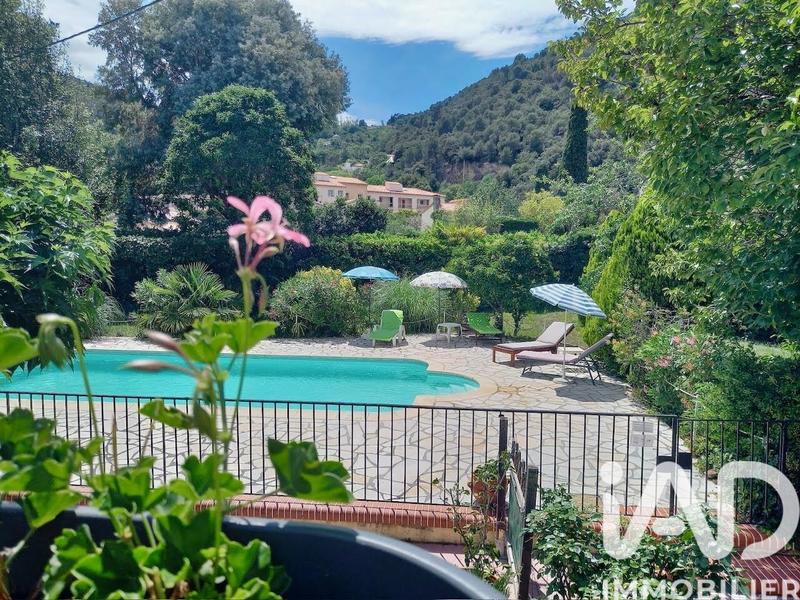 Maison - 167 m² - 7 pièces