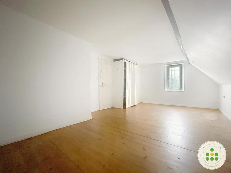 Maison de village - 207 m² - 8 pièces