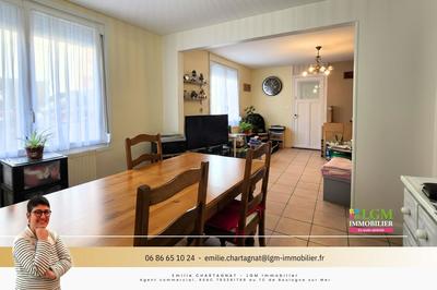 Maison - 106 m² - 4 pièces