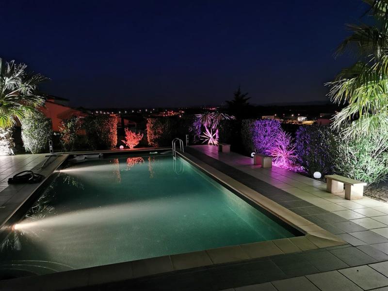 Maison - 240 m² - 6 pièces