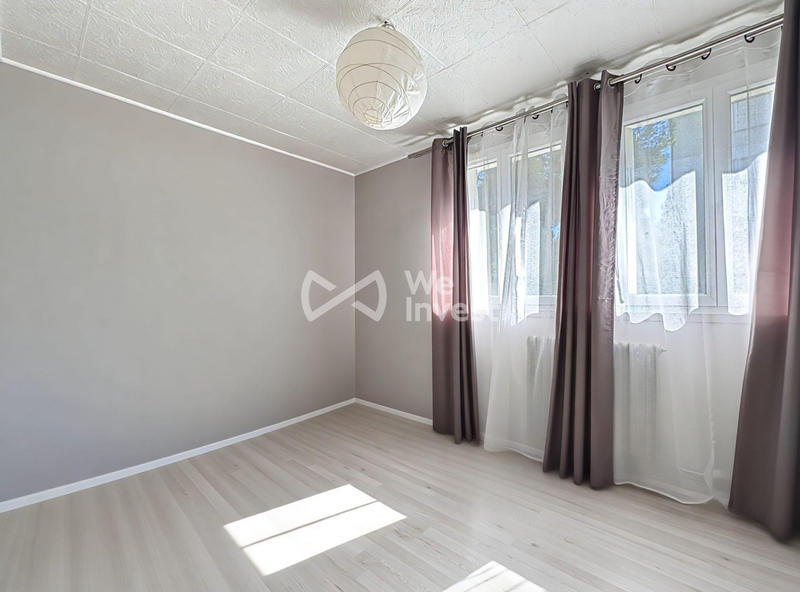 Appartement - 87 m² - 5 pièces