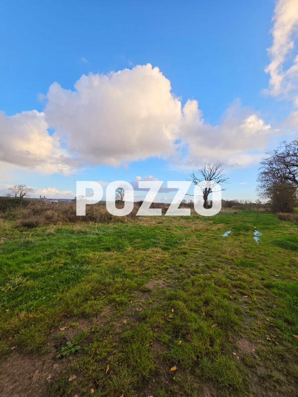 Terrain - 96 249 m²