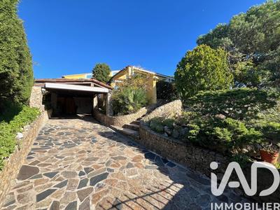 Maison - 140 m² - 6 pièces