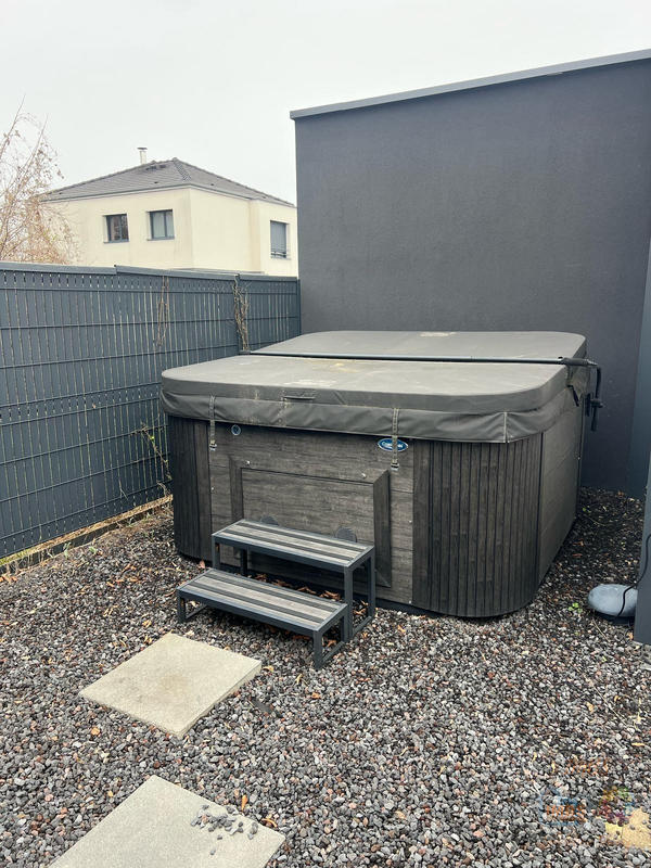 Maison contemporaine - 106 m² - 4 pièces