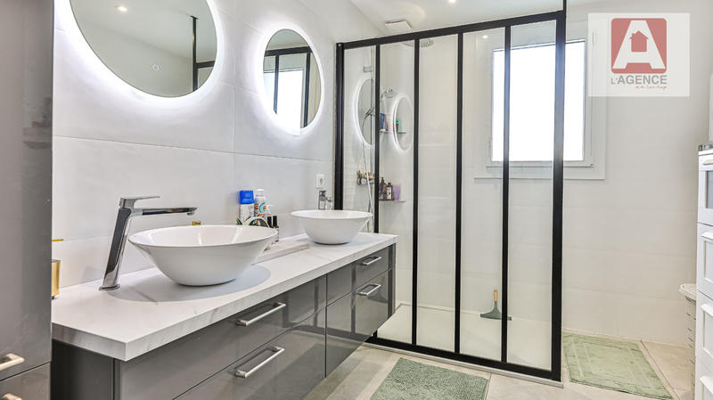 Maison - 123 m² - 5 pièces