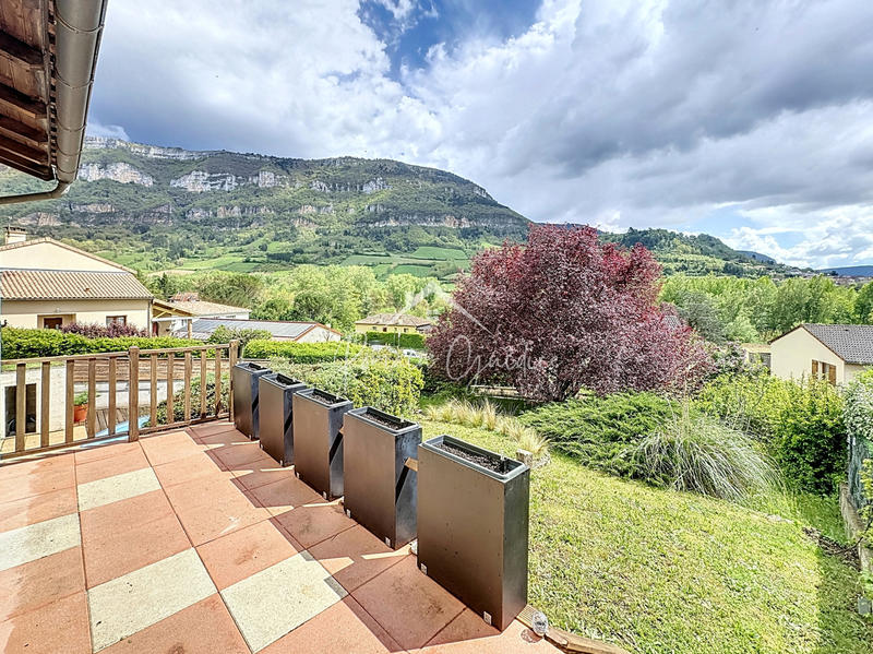 Maison - 103 m² - 5 pièces