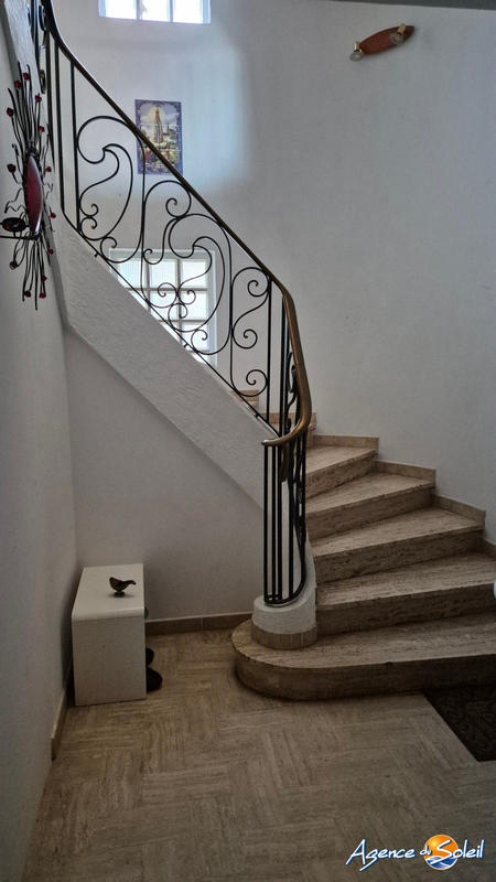 Maison - 272 m² - 8 pièces