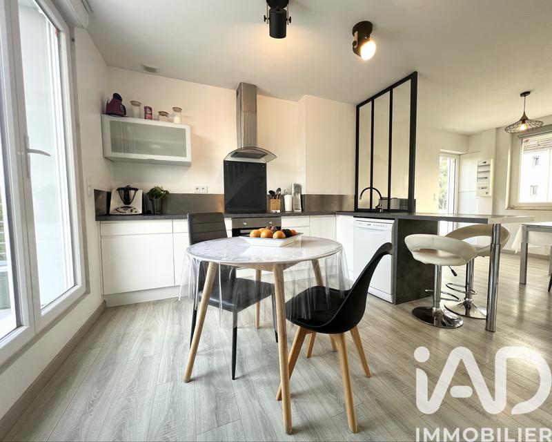 Maison - 76 m² - 4 pièces