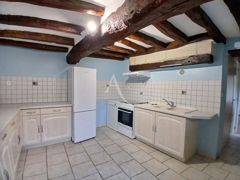 Maison - 95 m² - 4 pièces