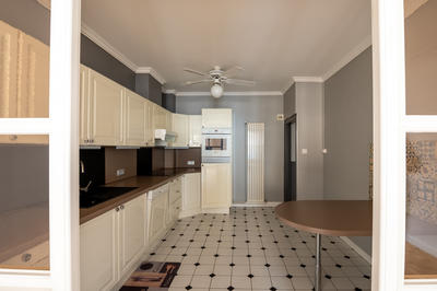 Immeuble - 330 m² - 14 pièces