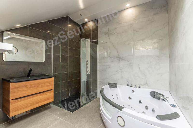 Duplex - 134 m² - 5 pièces