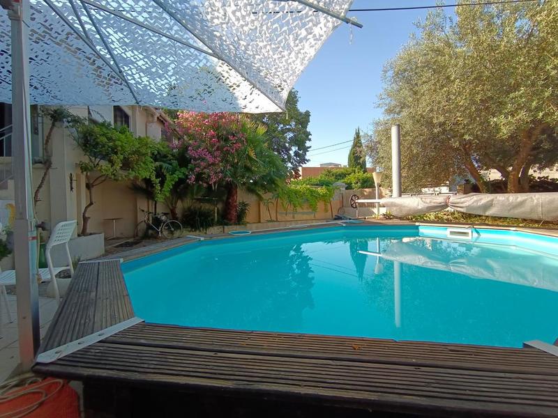 Maison - 162 m² - 5 pièces