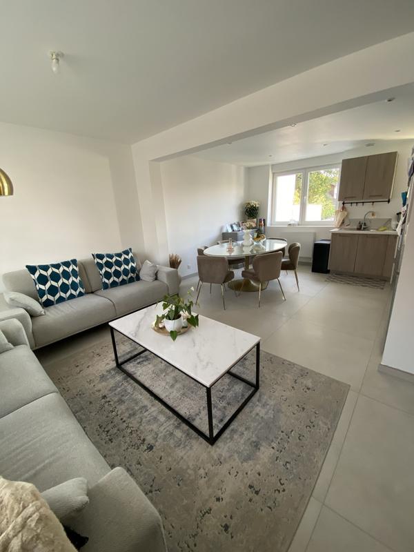 Maison traditionnelle - 110 m² - 6 pièces