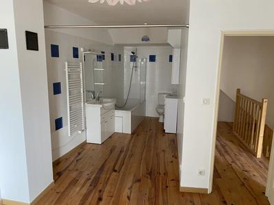 Appartement - 84 m² - 3 pièces