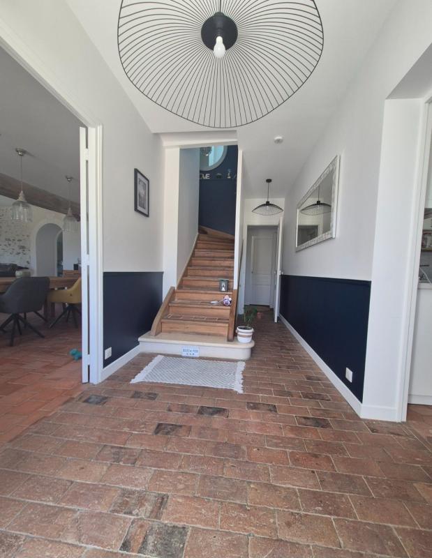 Maison - 231 m² - 8 pièces