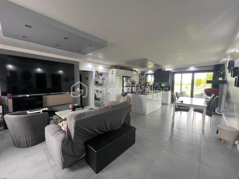 Maison - 103 m² - 4 pièces