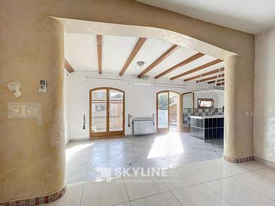 Maison - 113 m² - 5 pièces