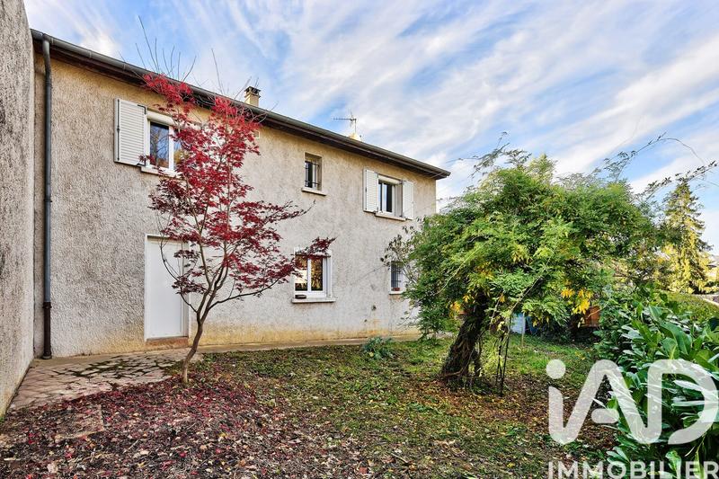 Maison - 141 m² - 5 pièces