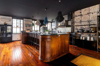 Appartement - 400 m² - 8 pièces