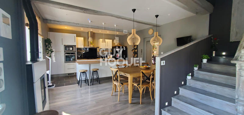 Maison - 149 m² - 6 pièces