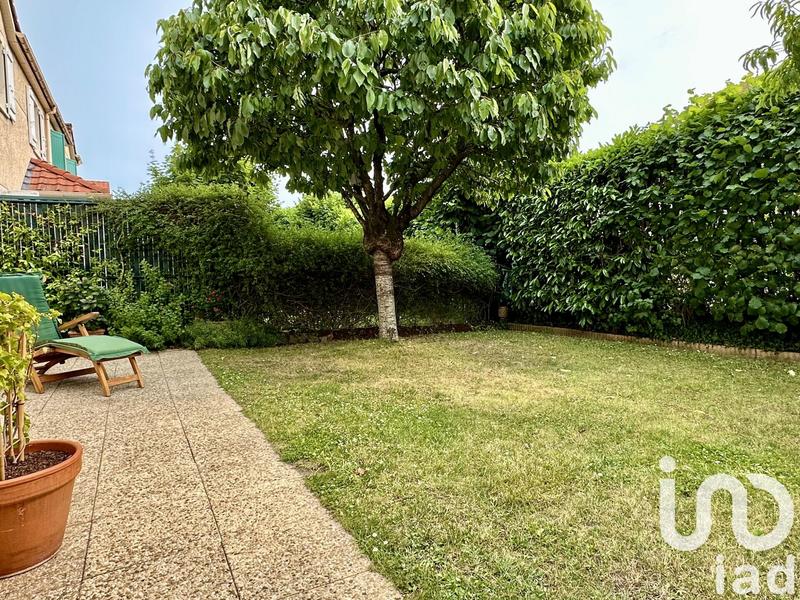 Maison - 96 m² - 6 pièces