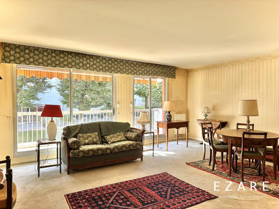 Appartement - 97 m² - 5 pièces