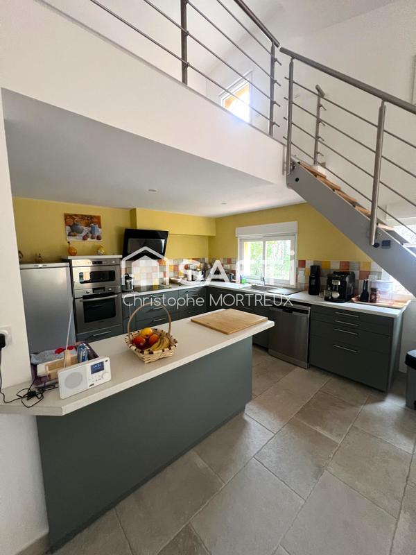 Maison - 123 m² - 4 pièces