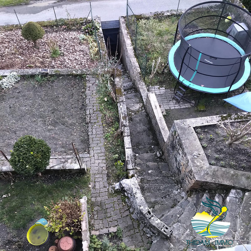 Maison traditionnelle - 232 m² - 10 pièces