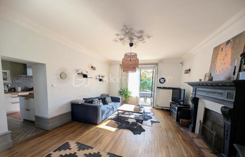 Maison de maîtres - 205 m² - 7 pièces